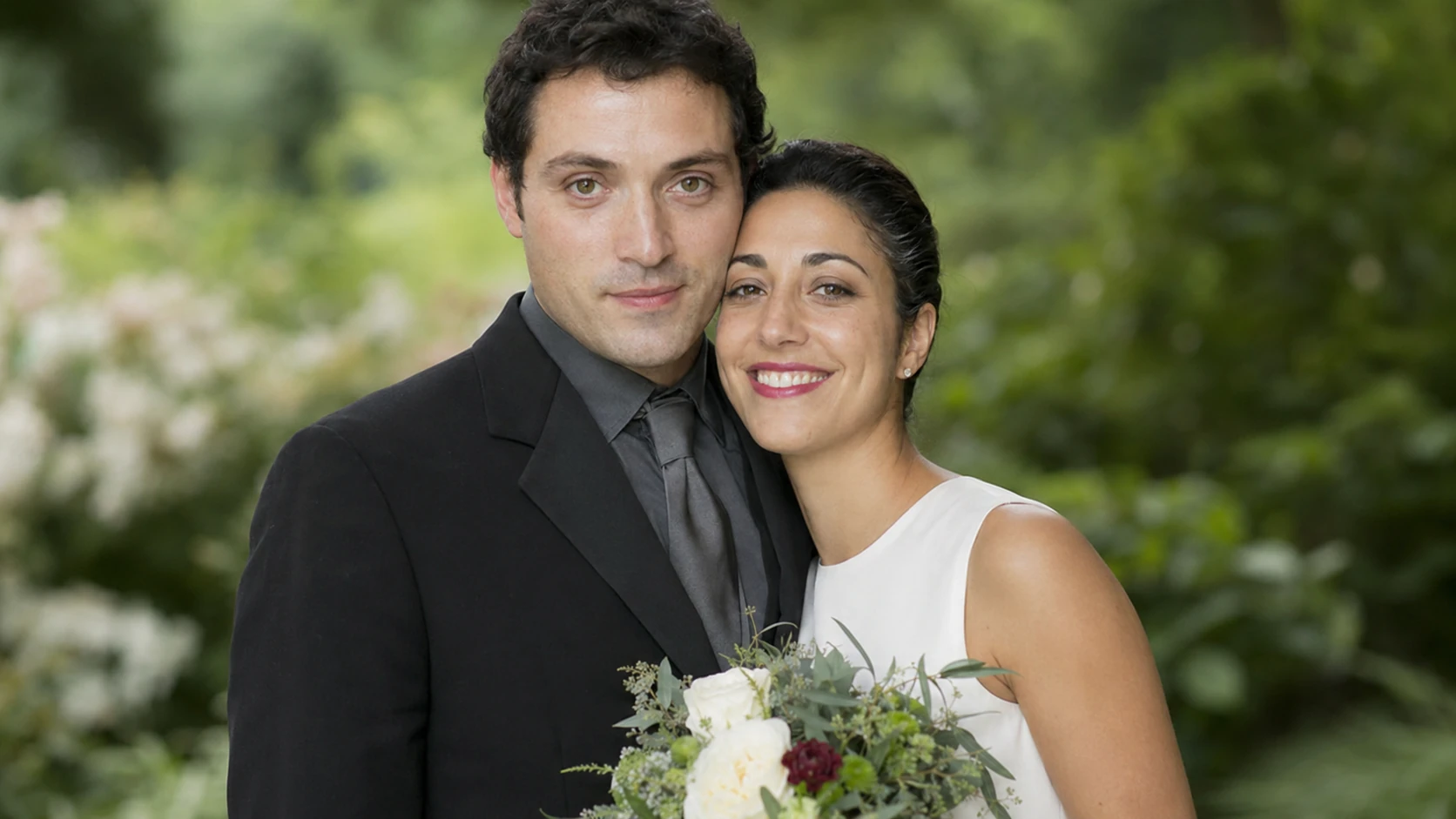Marriage to Rufus Sewell - yasmin abdallah
