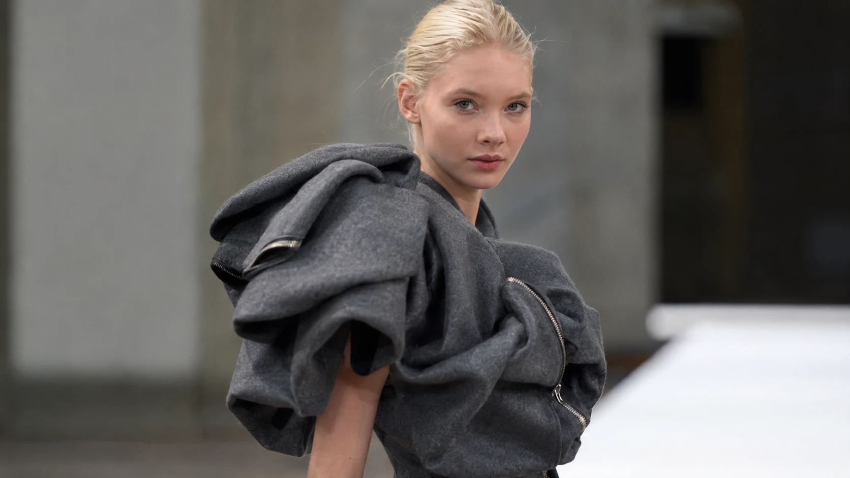Entering the Fashion Industry - daria zhemkova
