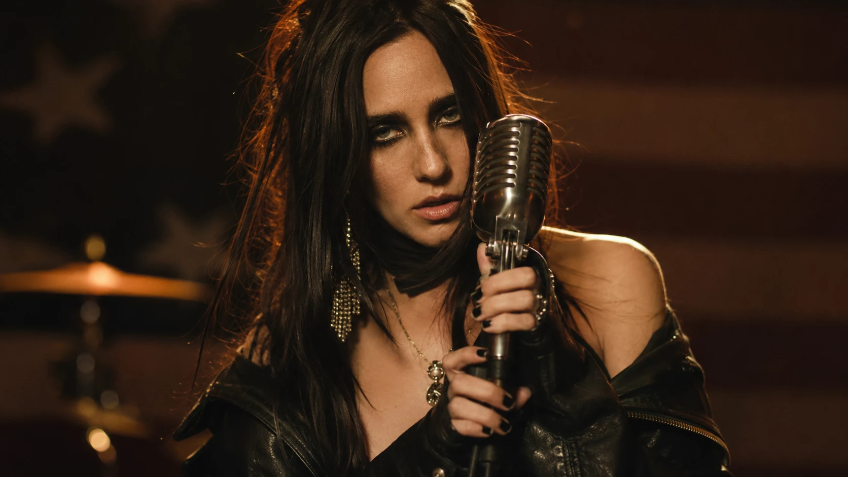 Music Career and Artistic Identity - jesse jo stark net worth