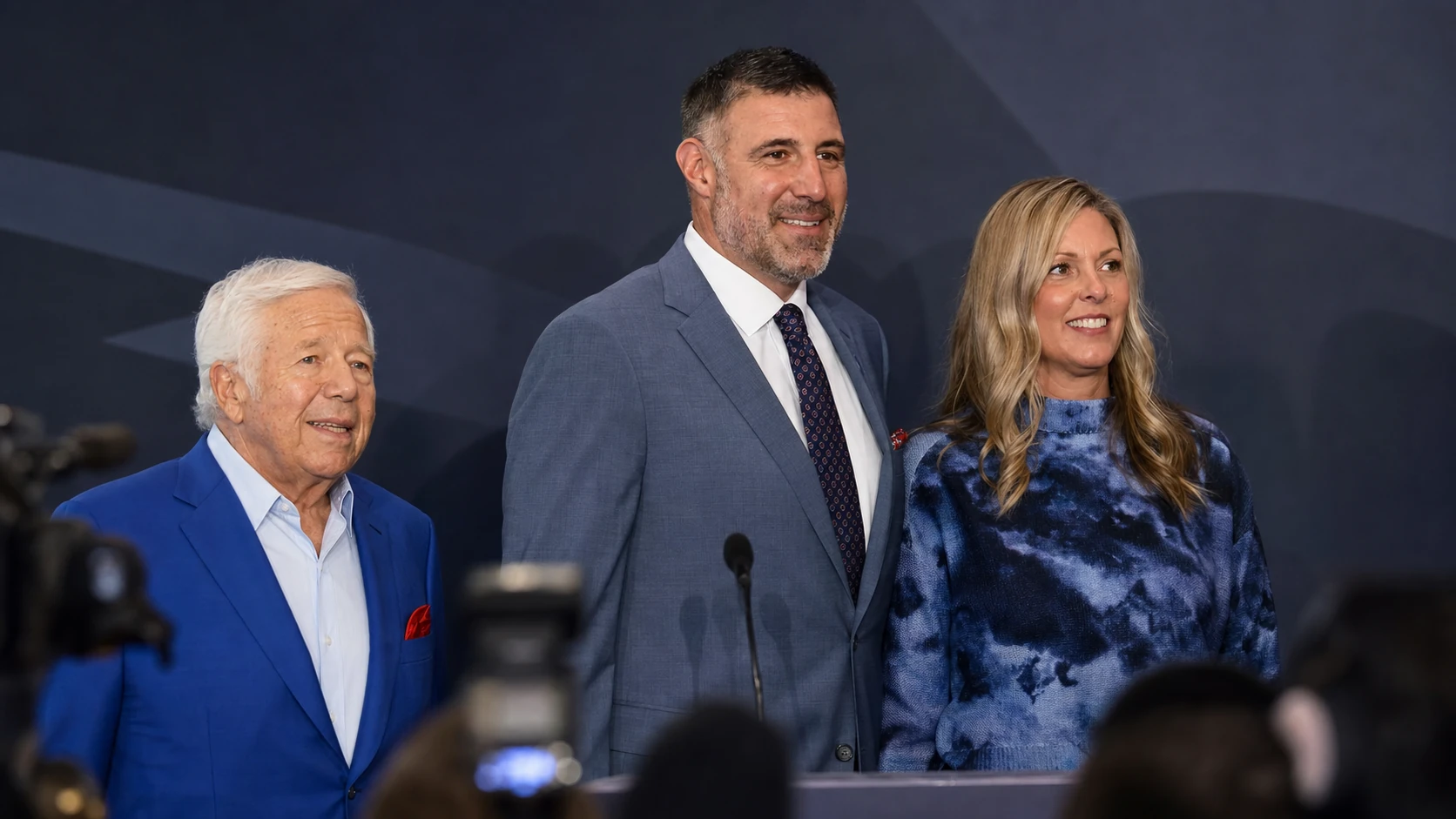 Return to the New England Patriots - Is Mike Vrabel Married