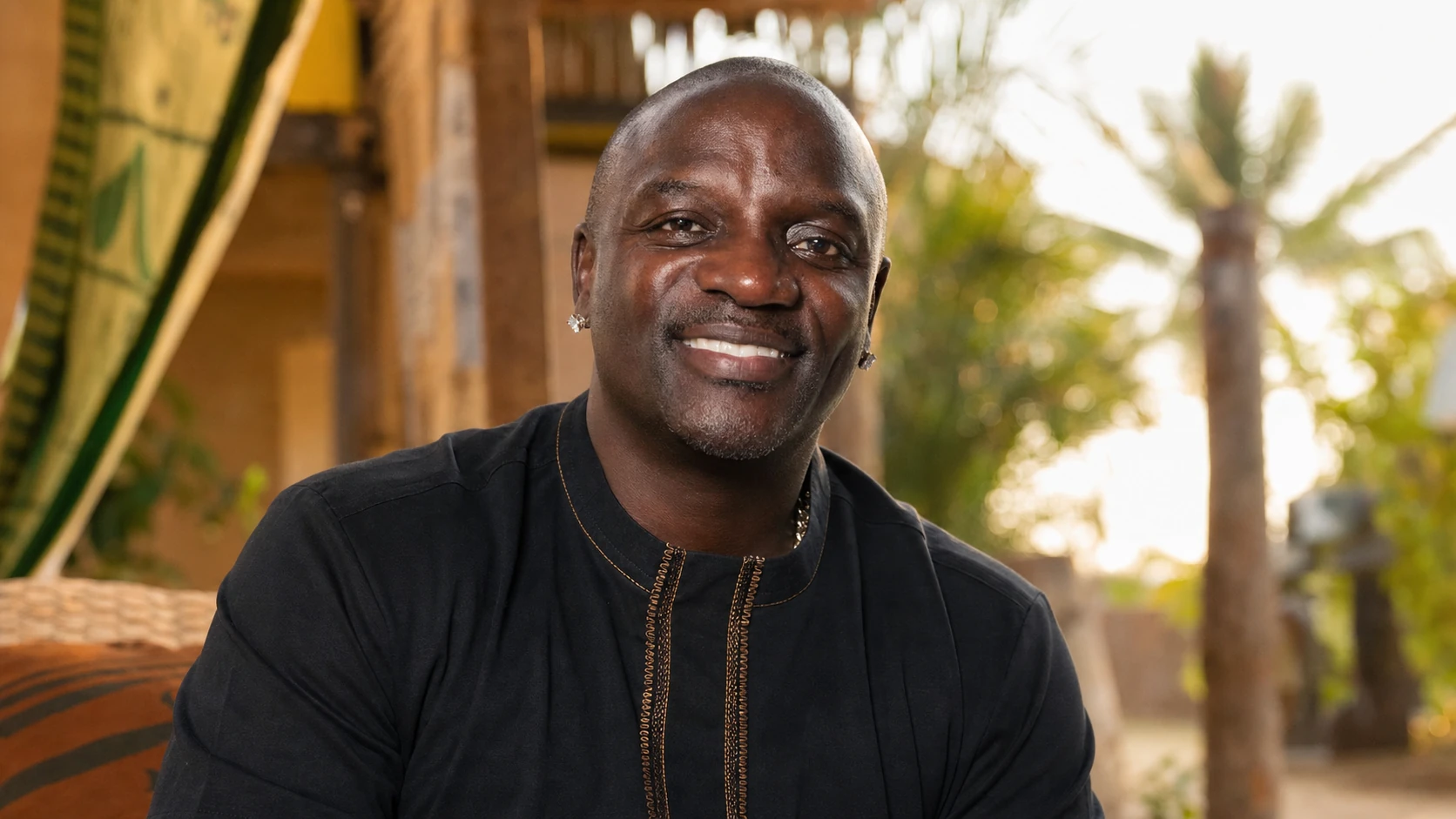 Early Life and Family - where is akon from