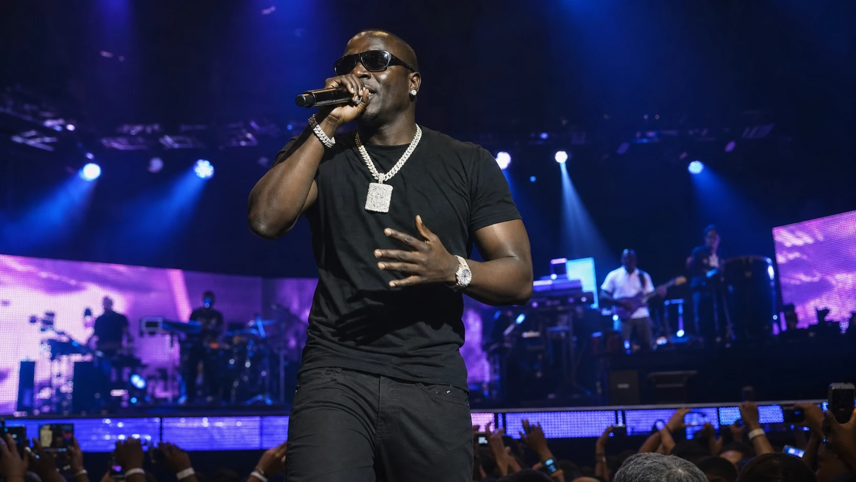 Career Breakthrough - where is akon from
