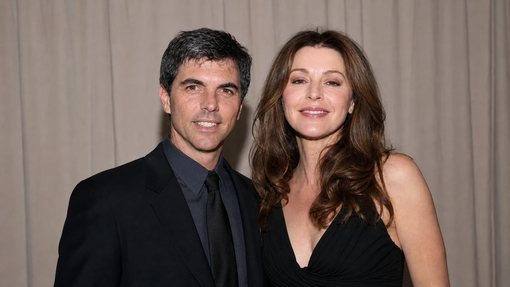 Marriage to Jane Leeves and their family - Marshall Coben